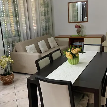 Emma Apartament *